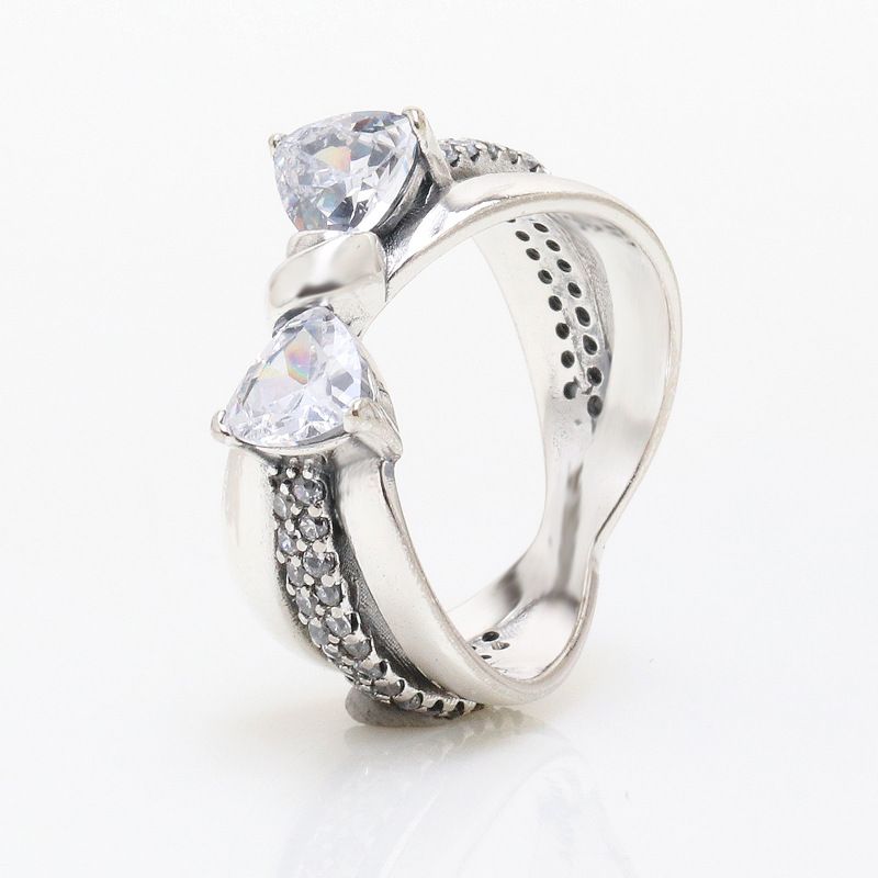 Anel feminino com laço em formato de coração e design de fita brilhante, elegante faixa cruzada para uso diário ou ocasiões especiais_voghion.com