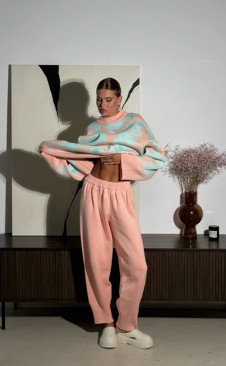 Abbigliamento da donna nuovi abiti caldi casual per donna maglione primaverile di alta qualità con colori a contrasto pantaloni dritti abito in due pezzi intimo_voghion.com