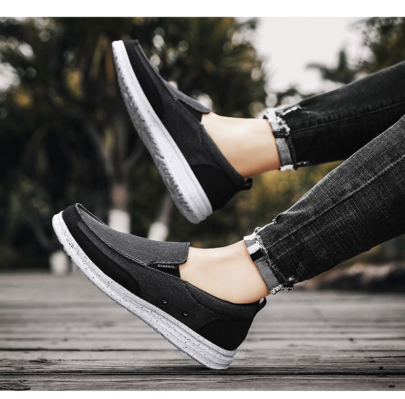 Nouveaux mocassins en toile de grande taille, chaussures décontractées en tissu populaires pour le printemps et l'été, chaussures pour hommes ultra légères_voghion.com