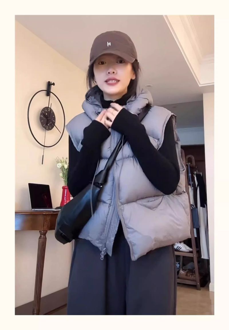 Kort wit eendendons vest met capuchon voor dames, winter 2024, nieuw, losvallend, hoogwaardig, slankmakend, petite vest_voghion.com