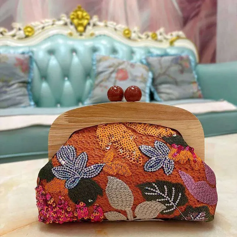 Borsa a tracolla da donna con paillettes, tracolla in legno con applicazioni floreali, ricamo a conchiglia, tessuto da spiaggia_voghion.com