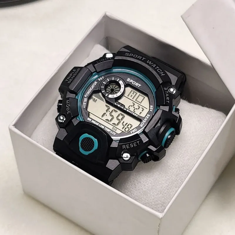 Neue Mode für Männer Digitale Elektronische Armbanduhr Multifunktionale Wasserdicht Leucht Alarm Männlichen Sport Uhr_voghion.com