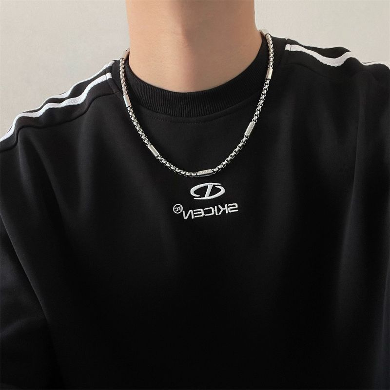 Collana in acciaio al titanio per uomo, trendy, semplice, versatile, con personalità hip-hop, con catena a clavicola intrecciata._voghion.com