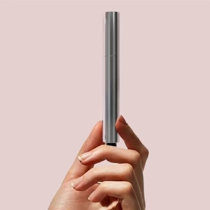 Gloss à lèvres hydratant et repulpant non neutre Glass Oil_voghion.com
