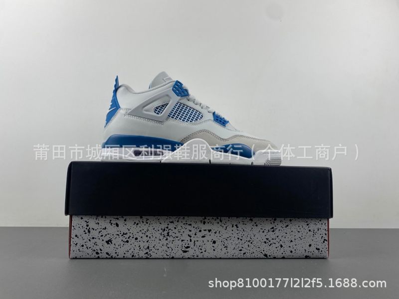 Originalförpackning Råmaterial Klassiska färgscheman, 4 skor Sneakers_voghion.com