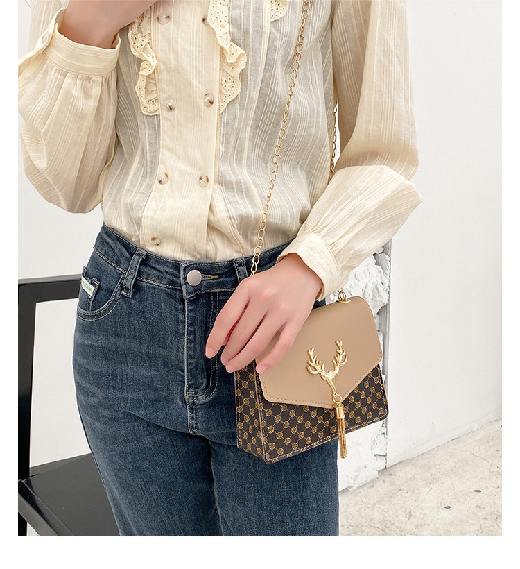 Borsa 2023 Borsa piccola alla moda Nuova borsa a tracolla in hardware con nappa di piccoli cervi Borsa a tracolla personalizzata_voghion.com