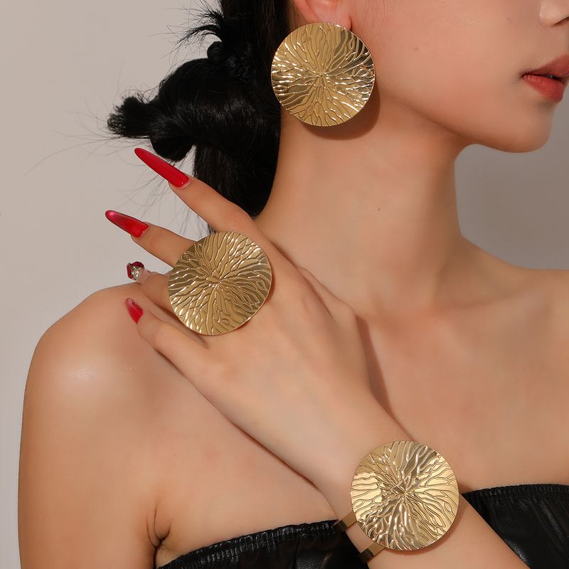 Schmuckset, Goldschmuckset, Damenschmuckset, personalisiertes Schmuckset mit schlichtem, rundem Muster, Ring, Ohrringe, Armband-Accessoires_voghion.com