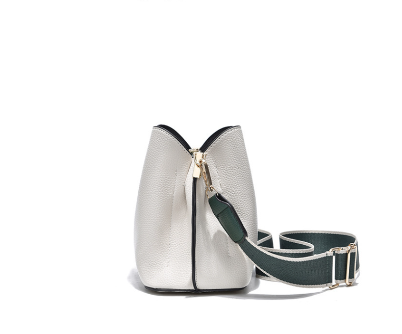 2023 Women's Texture Crossbody Bag New Soft Leather Multi layered Large Capacity Temperament Versatile Commuter Handbag Selection_voghion.com
