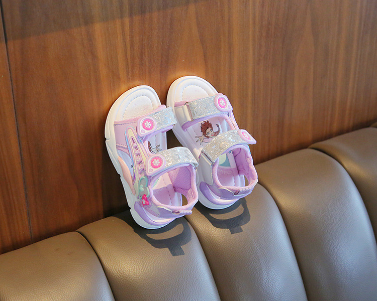 Sandali principessa 2023 Estate nuove bambine da spiaggia scuola media suola morbida bambino cartone animato netto scarpe rosse_voghion.com
