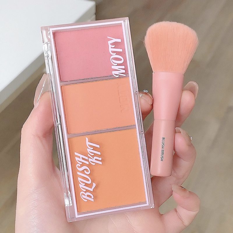 MOTY dreifarbiges Rouge-Püree-Rouge-Puder ist zart und einfach zu handhaben, um die Farbe und Vitalität des Mädchens zu zeigen, tragbar und günstig_voghion.com