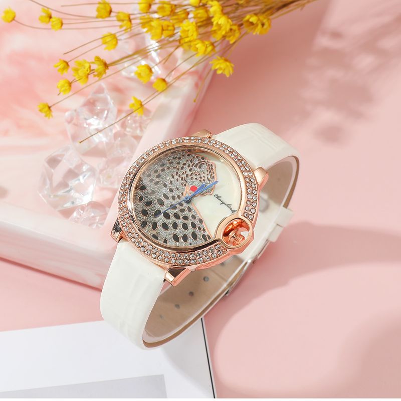 Uhren-Geschenkset, 3-teilig/Set, modischer Stahlgürtel, römischer Schriftzug, Ledergürtel, Uhr, Sonnenbrille, Brieftasche, Geschenkbox-Set_voghion.com