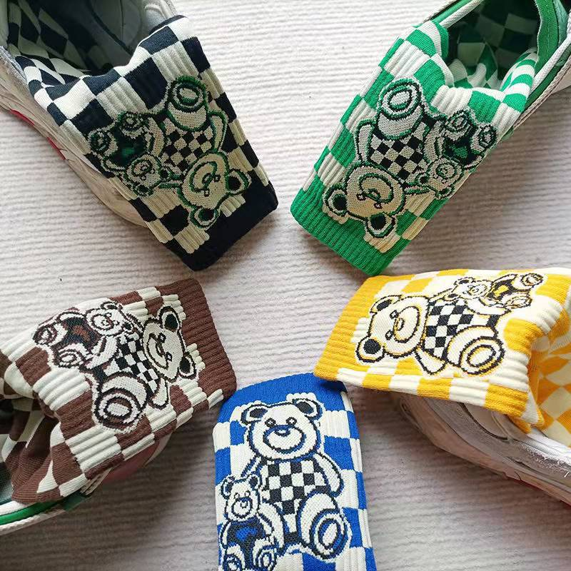 2 pièces damier ins tendance vert moyen Tube petit ours à carreaux chaussettes de sport hommes et femmes_voghion.com