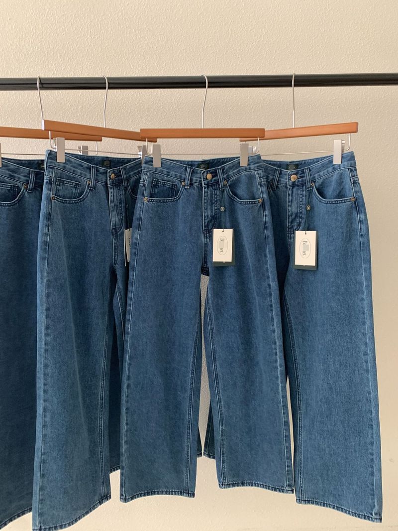 2025 Lente Nieuw Zuid-Korea Dongdaemun Th Bar * Net Temperament, Hoge Taille Rechte Buis Afslankende Jeans, Broeken_voghion.com