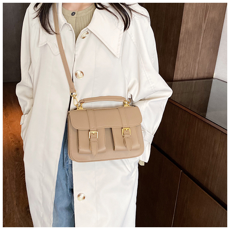 Niche Design High-end Bag Women's 2023 Summer New Fashion One-shoulder small square bag retro diagonal Cambridge bag_voghion.com