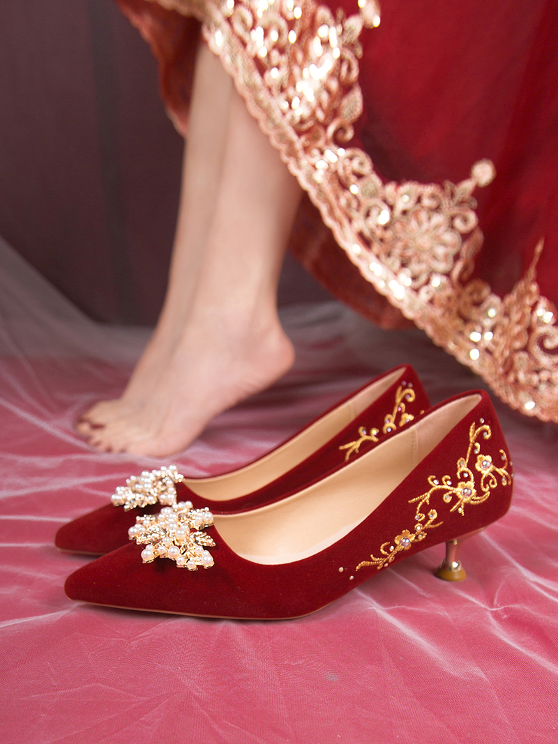 Brautschuhe für Frauen, bequeme Schuhe, Hexiu-Brautkleid im chinesischen Stil, zweiseitige rote High Heels, einzigartiges Design_voghion.com