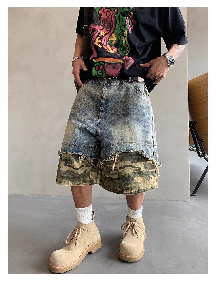 Pantaloncini in denim strappati da uomo, stile retrò, larghi e versatili, da strada_voghion.com