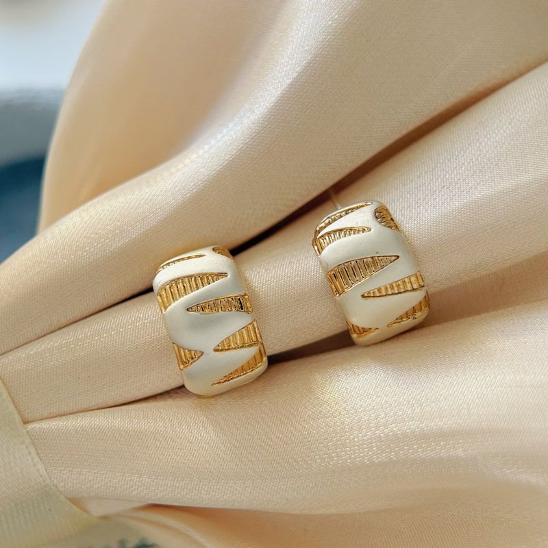 Orecchini da donna semplici, placcati in oro, leggeri e lussuosi, in argento e oro, personalizzati, versatili e bicolore, di alta qualità._voghion.com