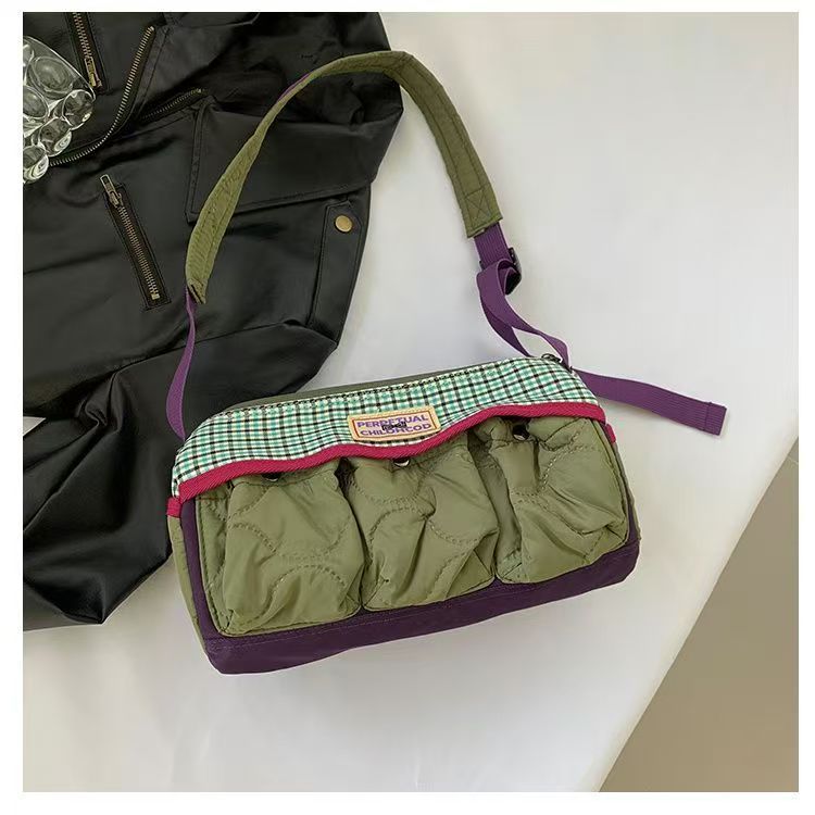 Schulter Neue große Kapazität 2024 Design Herbst und Winter Crossbody Mode einfache Nische leichte Tasche für Frauen_voghion.com