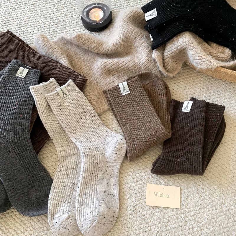 Damensocken Herbst und Winter Verdickte warme Wollsocken Stapelsocken Mittelrohrsocken Einfarbig_voghion.com