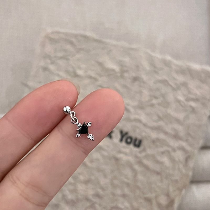 Dark Sweet Cool Style Black Spider Web Butterfly Earnail Set Simple, Small, Versatile, Exquisite Multi Earhole Earbone_voghion.com