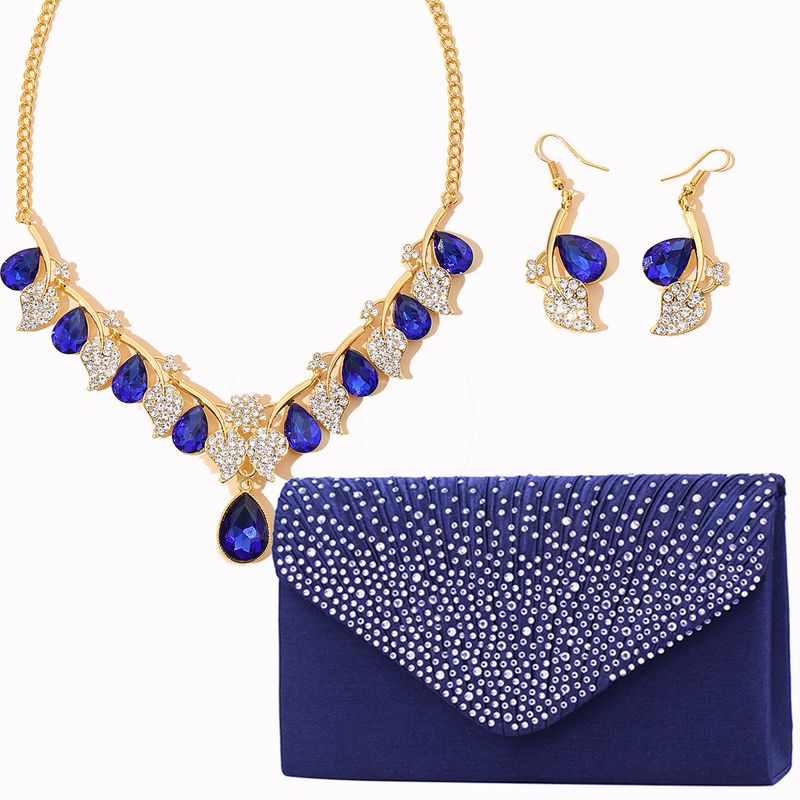 Set di gioielli da donna con collana di cristalli, pochette da sera, elegante design floreale per occasioni formali, versatile set di collana e orecchini di cristalli_voghion.com