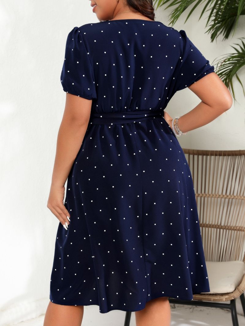 Dámské retro puntíkované šaty pro větší velikosti - elegantní čtvercový výstřih a zavinovací pas | rozšířená sukně (S-3XL) | měkká bavlněná směs_voghion.com