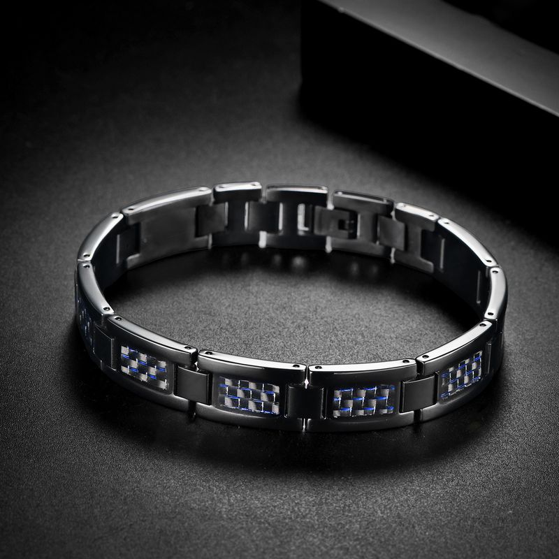 Herrenarmband aus Edelstahl und Karbonfaser – eleganter Business- und Freizeitstil mit geometrischem Design – langlebig und leicht für den Alltag_voghion.com