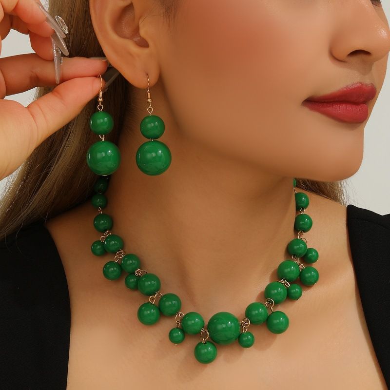 Collier ras du cou avec pendentif en perles rondes exagérées pour femme_voghion.com