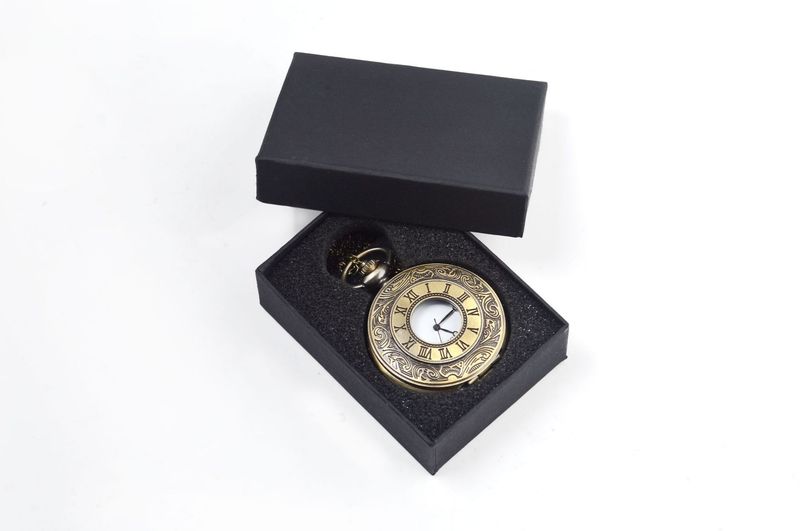 Fashionable countryside style pocket large double display Roman dial flip quartz watch_voghion.com