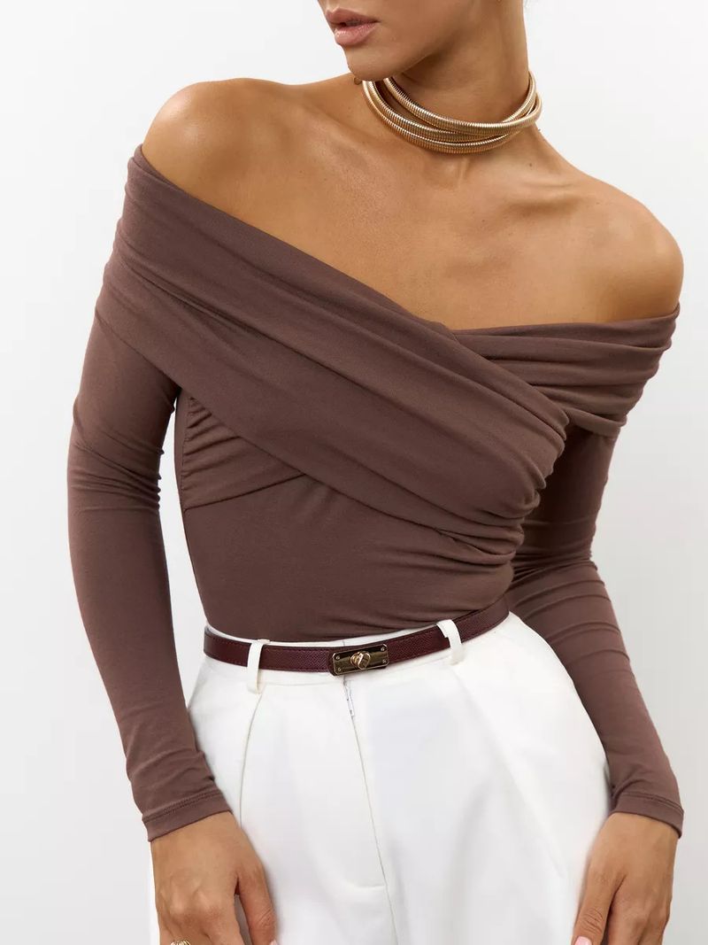 Top avvolgente con volant e spalle scoperte – Camicetta in cotone elasticizzato a maniche lunghe_voghion.com