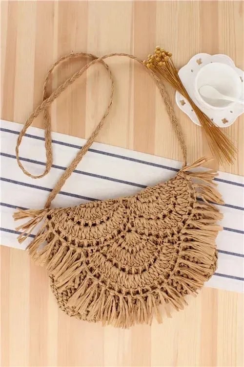 Borse estive in paglia per donna, fatte a mano, con nappe, da spiaggia, in rafia e rattan, intrecciate, per le vacanze, a tracolla, pochette 250804_voghion.com