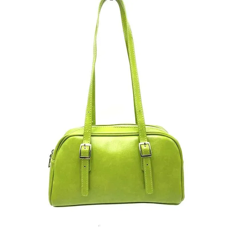Designer 2025 Ladies Boston 2024 Neue minimalistische kochende leichte Joker-Sport- und Fiess-Tasche mit großer Kapazität sollte eine B-Tasche sein_voghion.com