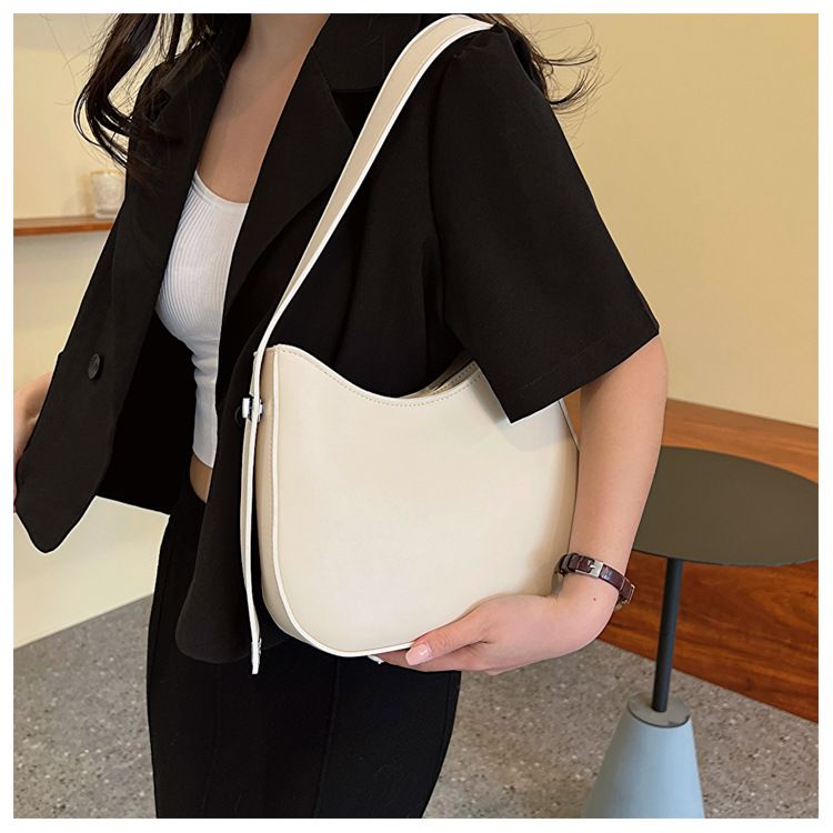 Retro Saddle Bag for Women 2024 New French Fashion Single Shoulder Underarm Bag Solid Color Versatile Crossbody Bag_voghion.com