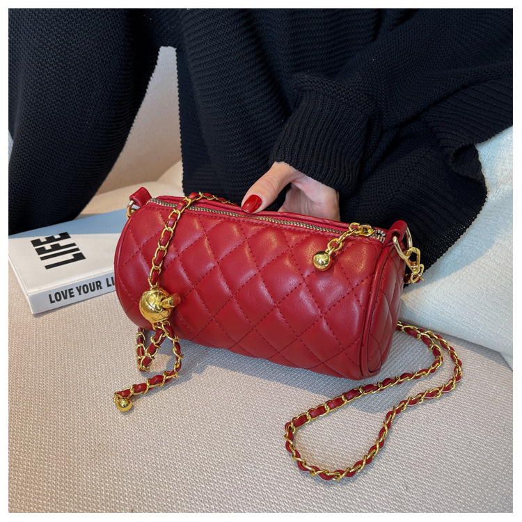 Lingge cilindrica per le donne 2024 nuovo stile alla moda ed elegante, borsa a tracolla diagonale con catena versatile, monospalla_voghion.com