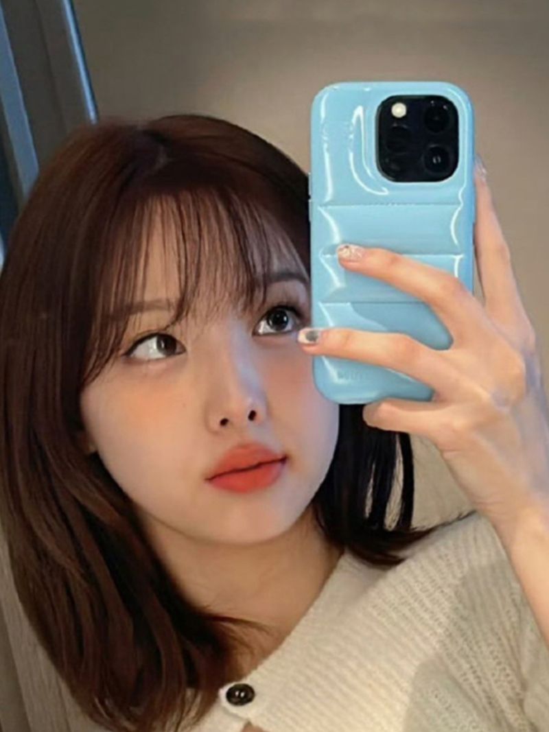 Unbeatable Quality Fancy Down Jacket Suitable Iphone16promax Mobile Shell For IPhone Soap Bread 15 Shiny 12 Fashion Wind 14pro Metal_voghion.com