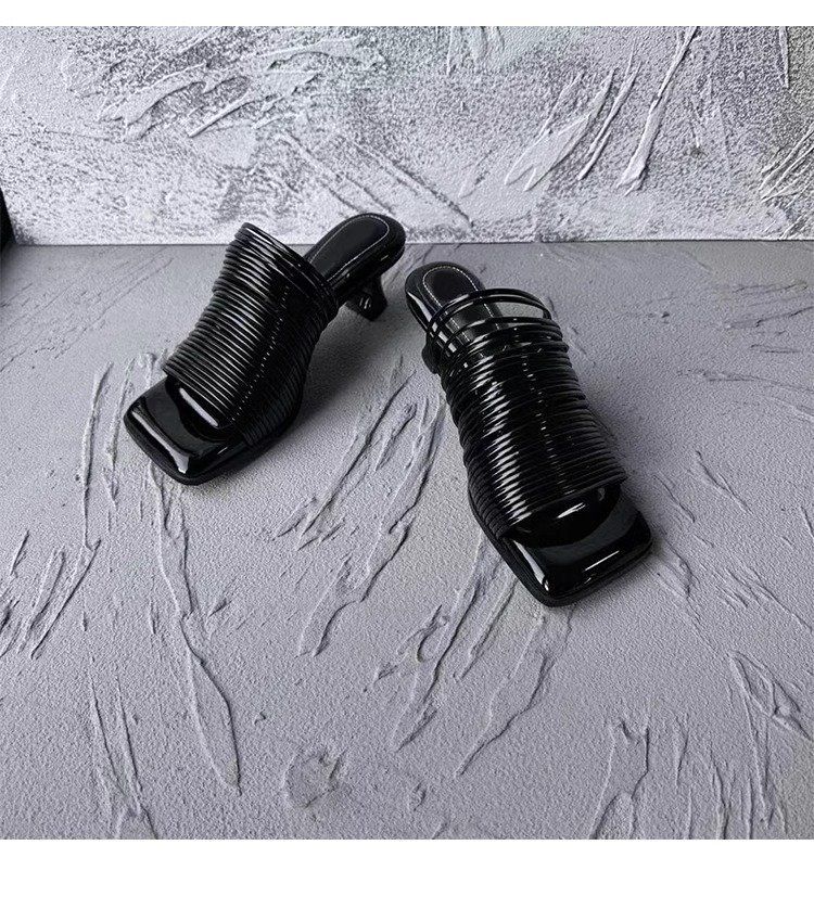 Sandali con cinturino posteriore e punta quadrata color argento da donna - Sabot con tacco a spillo sottile da donna (eleganti sandali aperti ed eleganti)_voghion.com