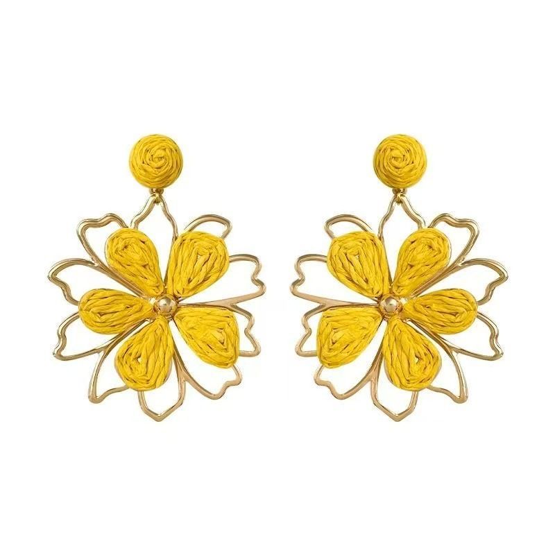 Resort Style Beach Large Flower Raffia High-End Light Luxury Starfish Studs Niche Elegant Earrings_voghion.com