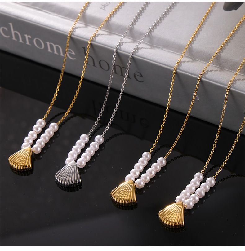 Elegant shell pendant necklace titanium steel light luxury shell bead lock Bone chain ornament_voghion.com