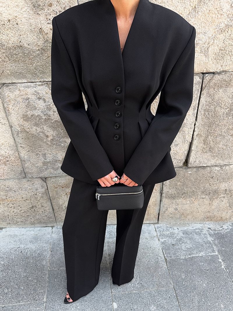 2025 Herbstmode Schwarzer Anzug Damen, Taillenbetonter Blazer und Hose Zweiteiliges Set für den Arbeitsweg_voghion.com
