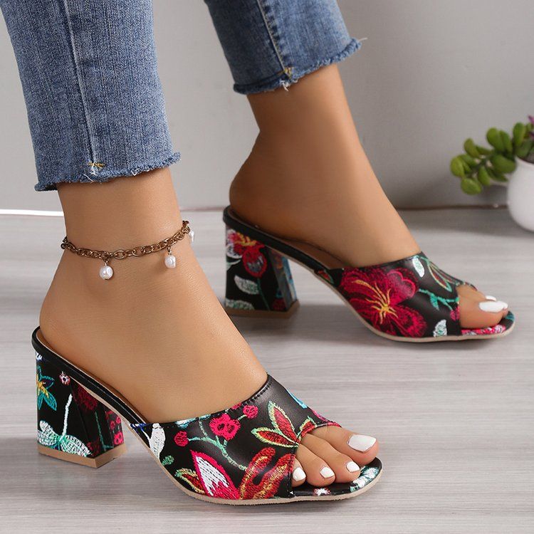 Plus Size Chunky Pantoffels Zomermode Bedrukte Buiten Vierkante Teen Hoge Hak Sandalen Voor Vrouwen_voghion.com