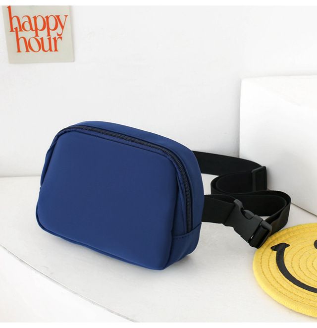 LULU Mini-Taille mit dem gleichen Design, neue Sport-Lauf-Änderung, Handy-vielseitige Umhängetasche, Damen-Brusttasche_voghion.com