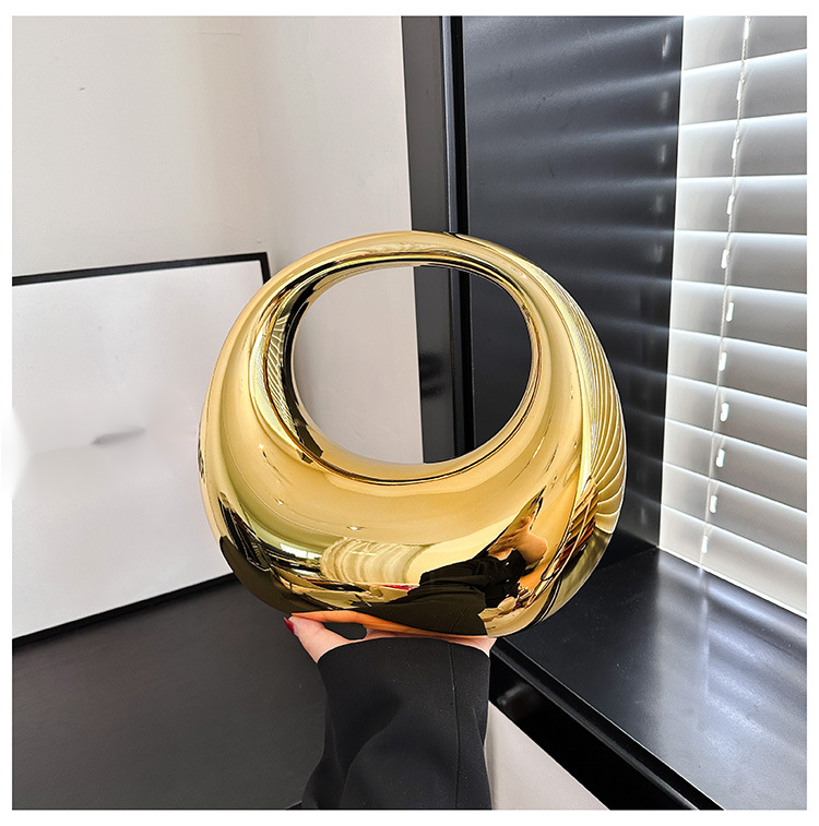This Year's Popular Bags For Women Are New European And American Fashion Candy Colored And Stylish Wrist Shiny Acrylic Dumpling Bags_voghion.com