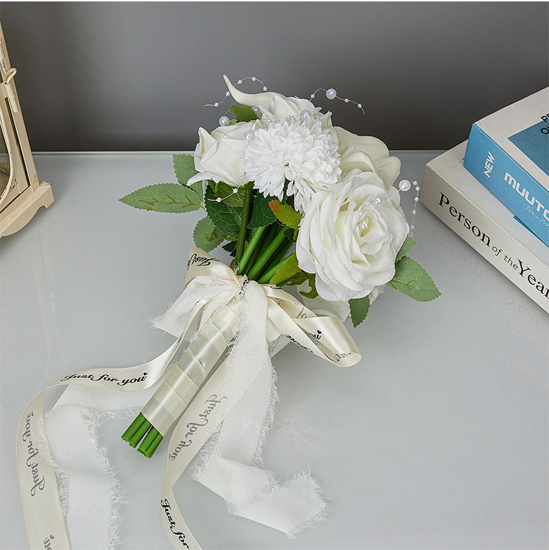 Ramo de novia para boda con cascada y gotas de agua, flores artificiales blancas frescas simuladas_voghion.com