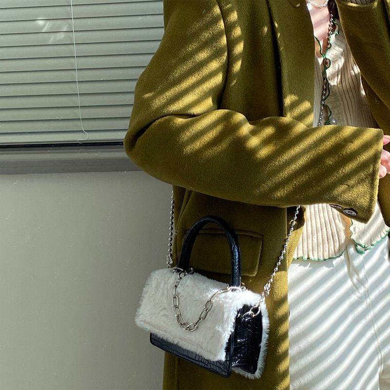 Winter hairy 2024 autumn and winter Korean version plush chain women's handbag diagonal cross single shoulder small_voghion.com