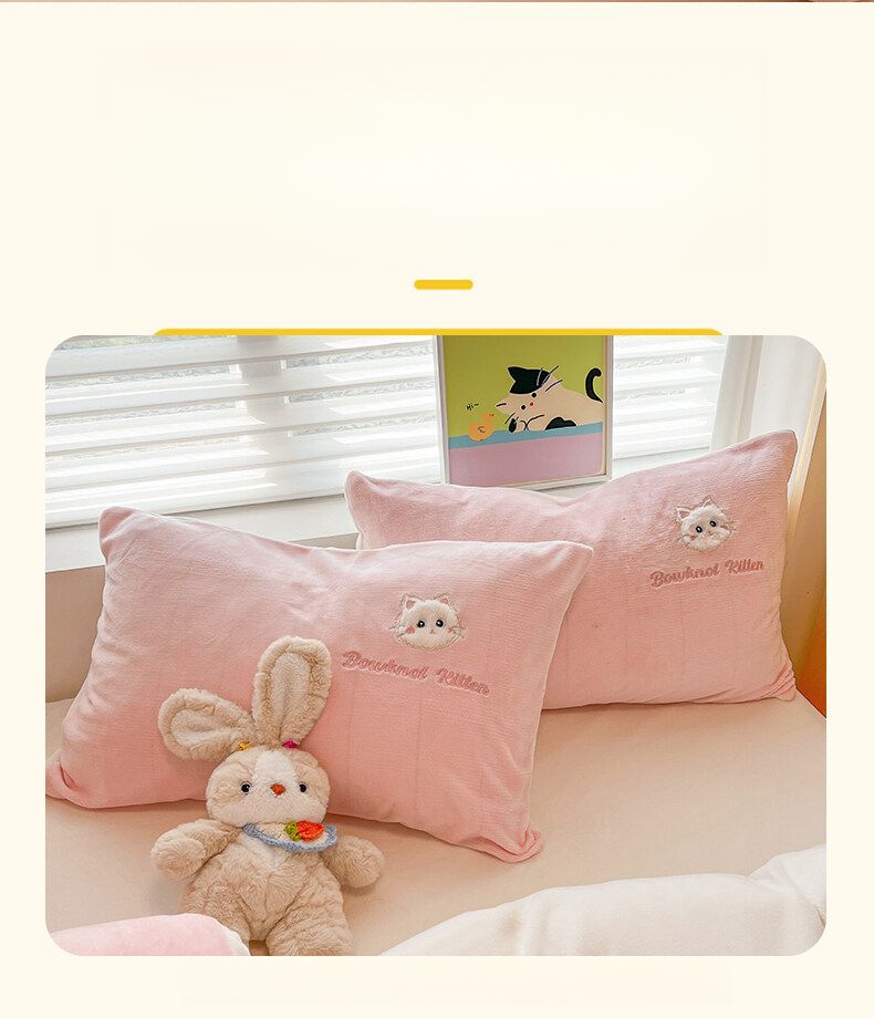 Thickened Cartoon Milk Fleece Four-Piece Set Winter-Warm Double-Sided Duvet Cover With Coral Fleece Sheet_voghion.com