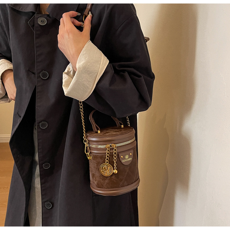 2024 m. Naujas Retro Bucket Krepšys, Universali grandinėlė, Madingas rankinis pečių krepšys, Didelės talpos madingas Crossbody Bag, madingas_voghion.com