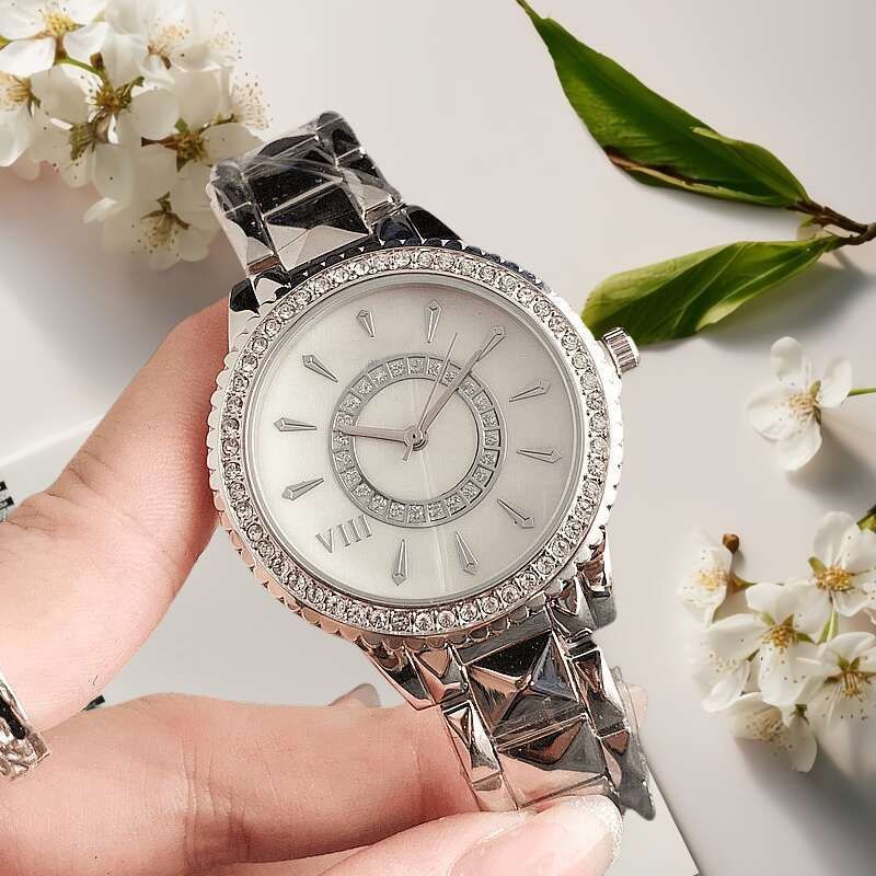Quartz Non-Mechanical Men's Mother-of-Pearl Dial Women's Watch_voghion.com