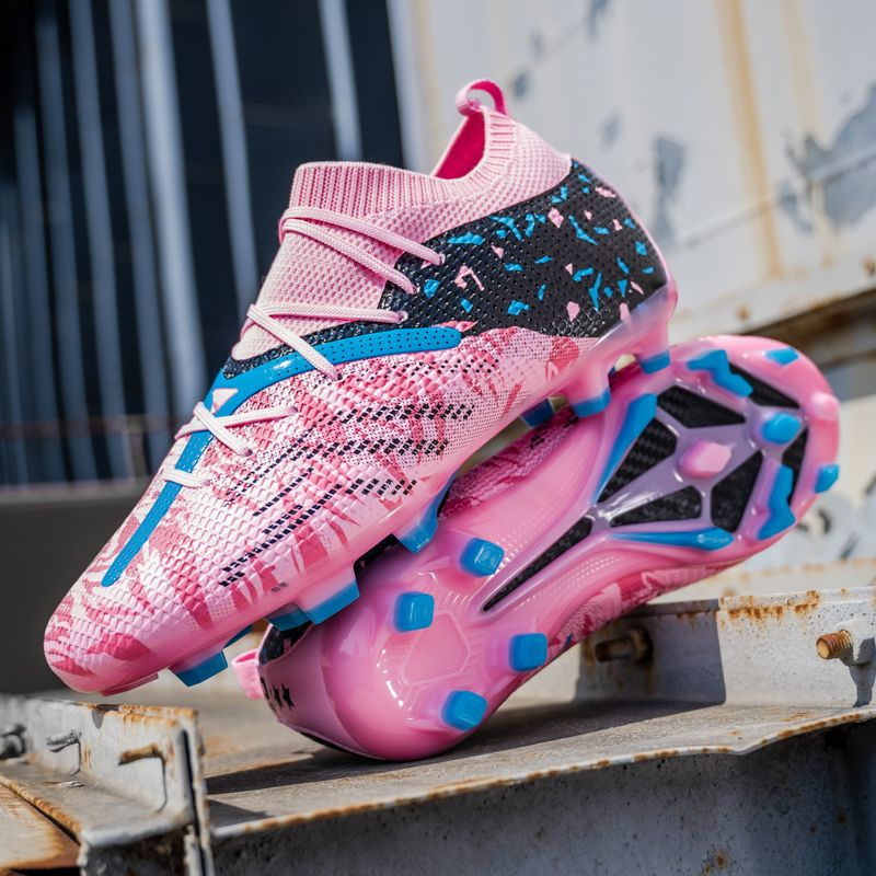 Zushunda promuove principalmente scarpe da calcio per ragazzi. Si preferiscono ordini all'ingrosso_voghion.com