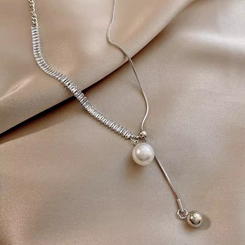 Ausziehbare lange Halskette mit funkelnden Diamantperlen, leichte Luxus-Nische 2025, neues Designgefühl, High-End-Schlüsselbeinkette_voghion.com