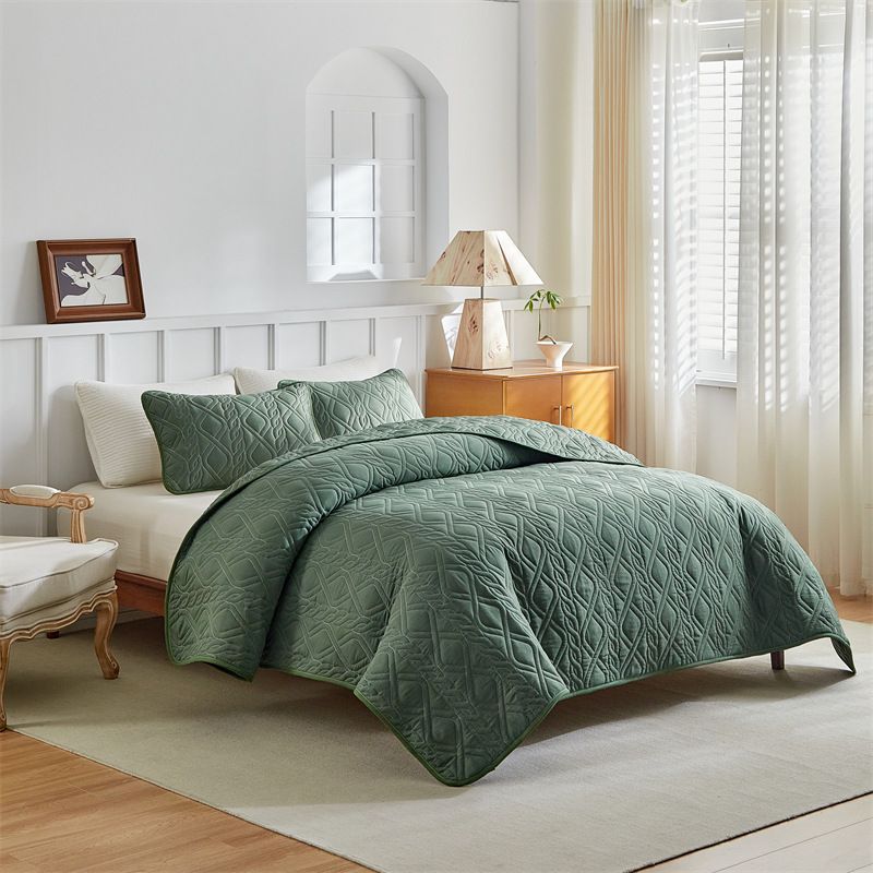 Modern Minimalist Diamond Quilted Bedding Set In Solid Colors - Light Grey, Beige, Green - Sizes 173x229cm To 264x229cm_voghion.com